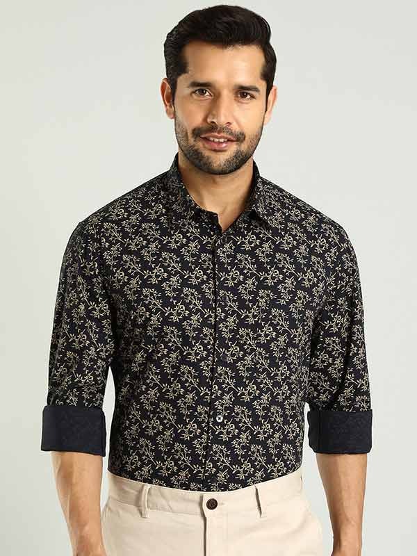 Indian Terrain Men's Regular Fit Full Sleeve Tropical Print Navy Shirt